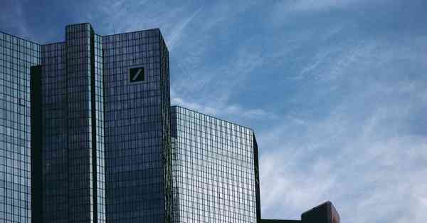 AI绘画之前火过的特效（AI效果怎么用）