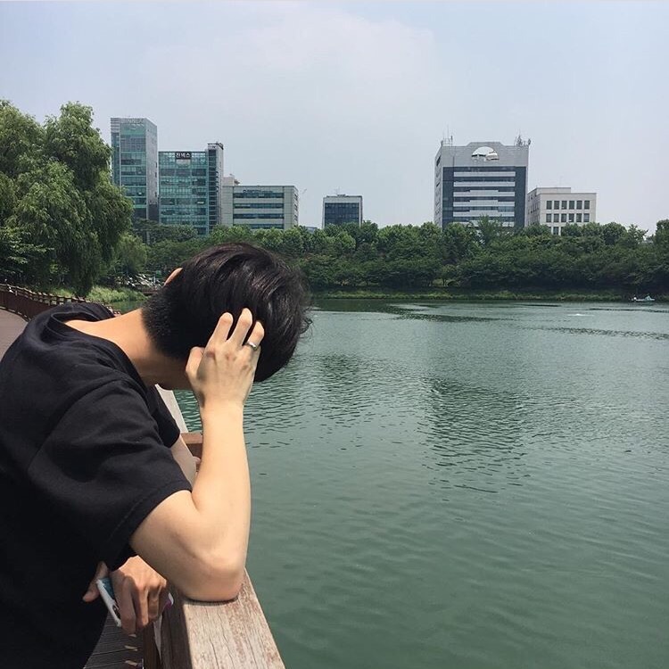 崔邦山辰