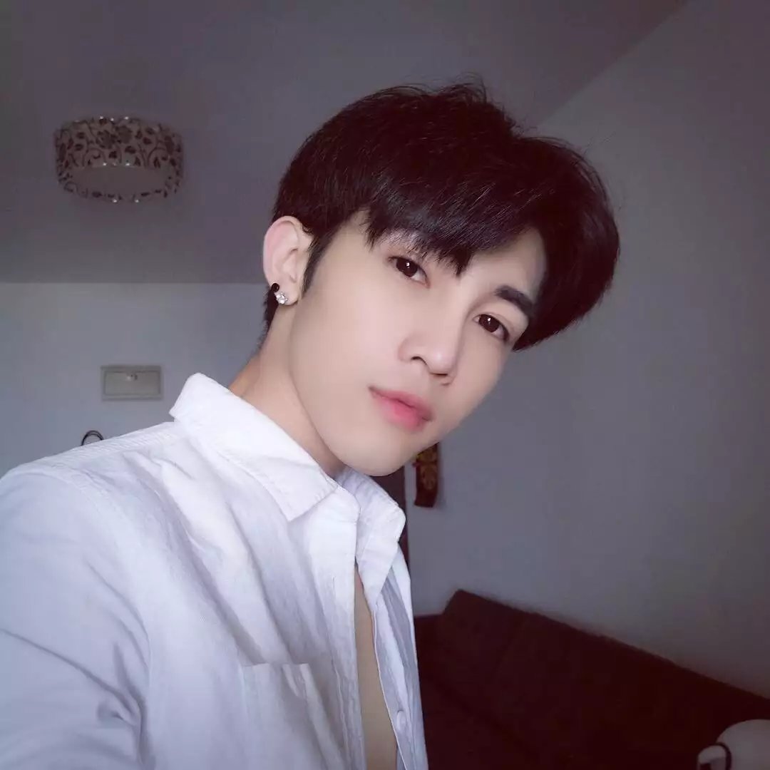 褚山菡纪