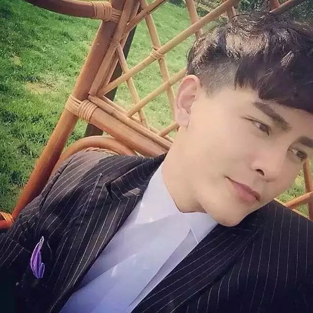祁娣容骅