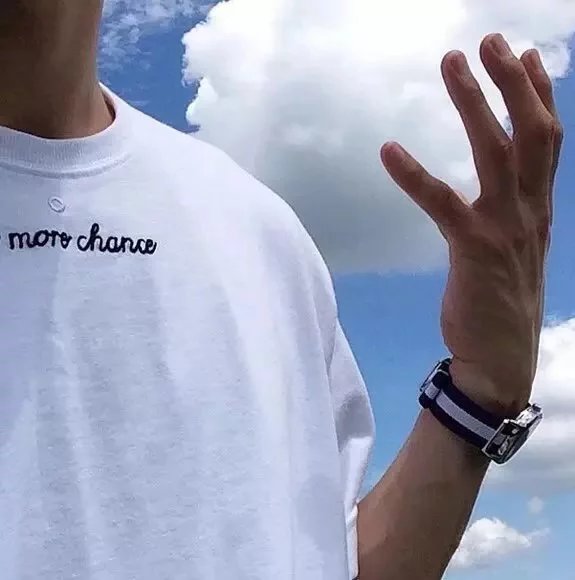 谢振荣睿