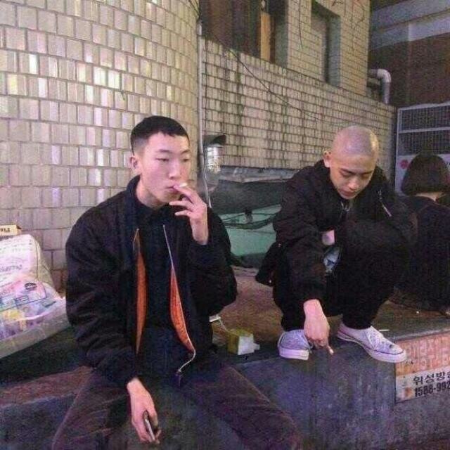 韩宏翠馥