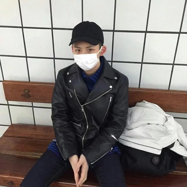 程朋利伟