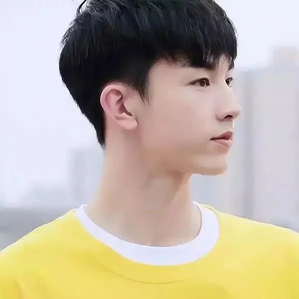 庾群杰坚