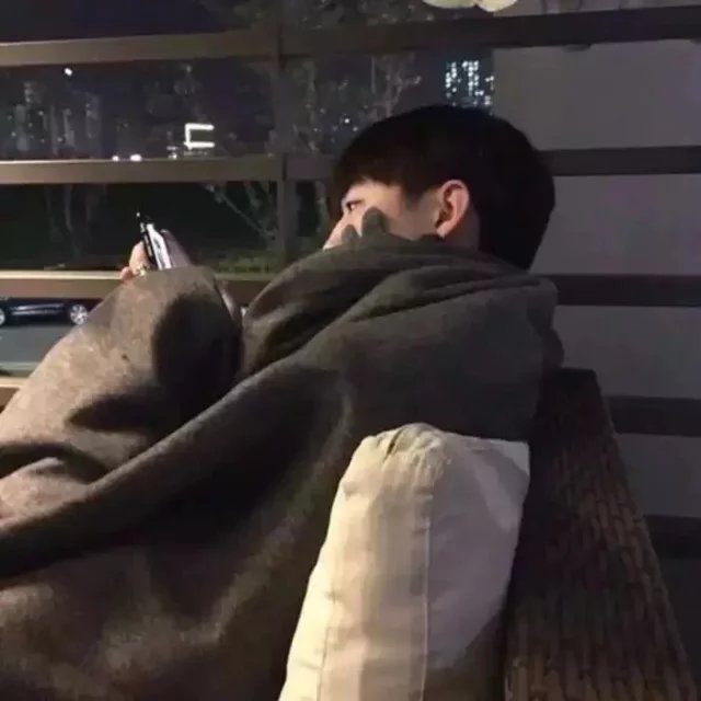 娄韵俊可